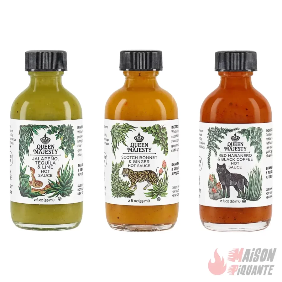 Le Pack Trinity 3 Sauces Queen Majesty contient : La Jalapeno Tequila et Lime , La Scotch Bonnet, et la Red Habanero et Black Coffee de 10 000 à 30 000 SHU