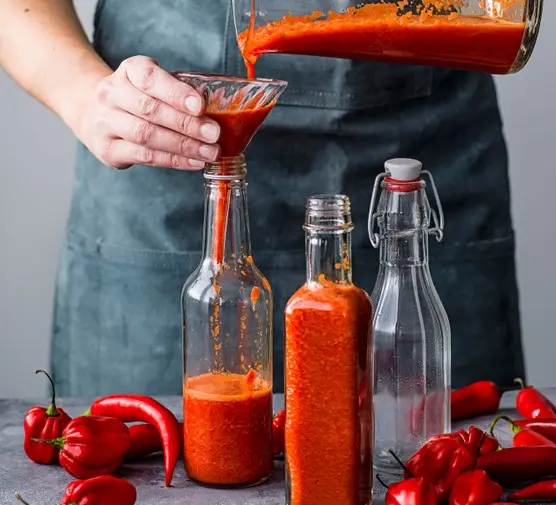 faire sa recette de sauce piquante maison naturellement
