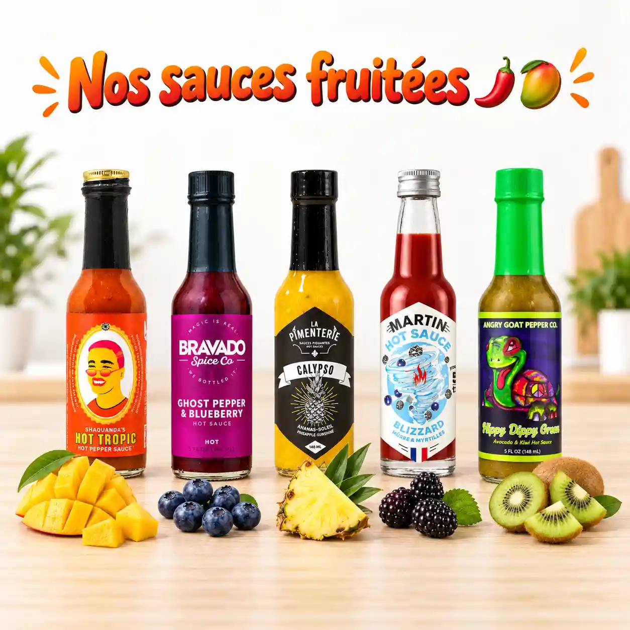 Sélection de sauces piquantes fruitées à la mangue, myrtille, ananas, mûre et kiwi
